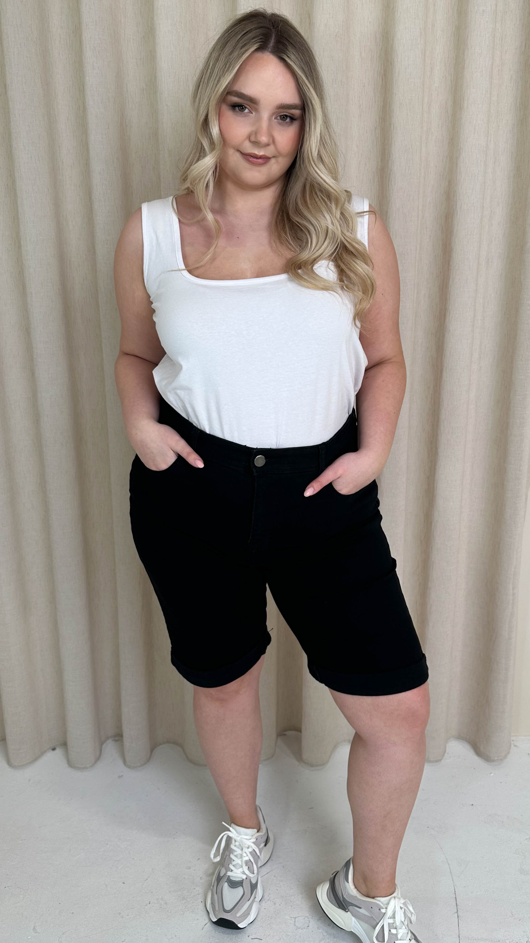 CurveWow Mom Style Denim Shorts Jet Black