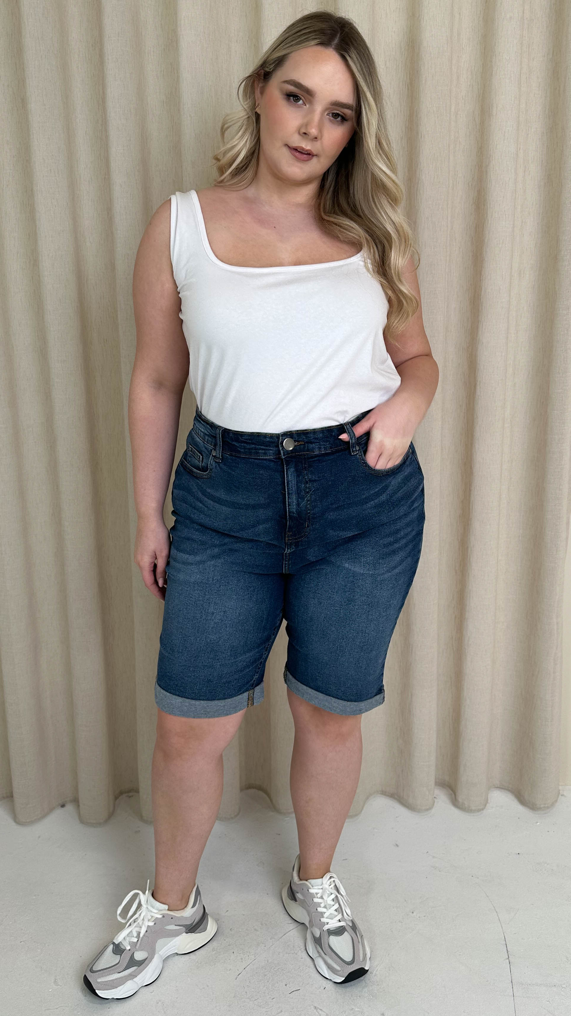 CurveWow Mom Style Denim Shorts Mid Blue
