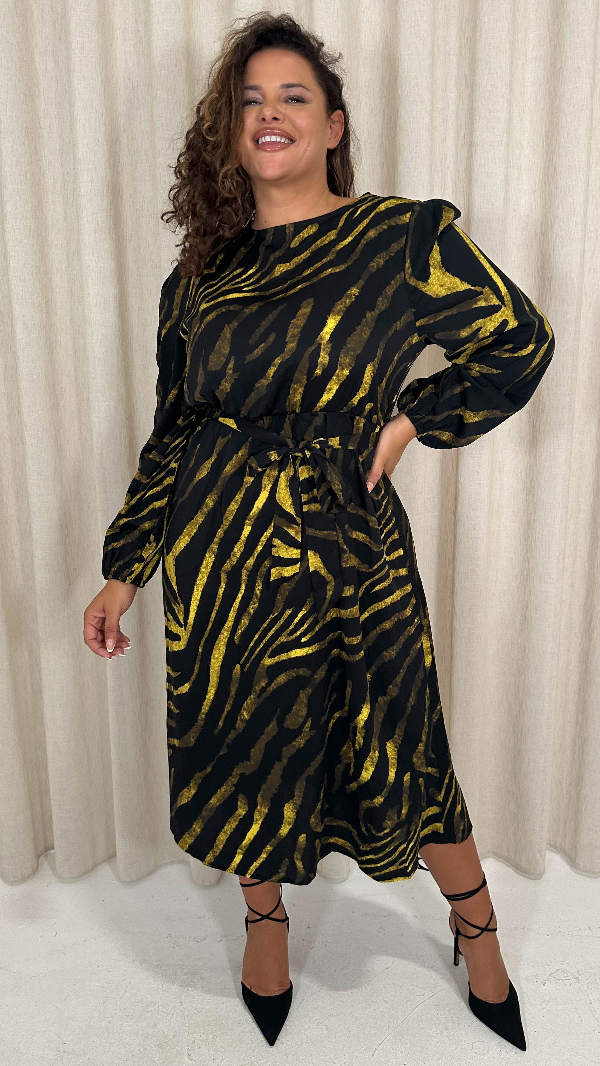 CurveWow Satin Tie Waist Midi Dress Black & Yellow Zebra