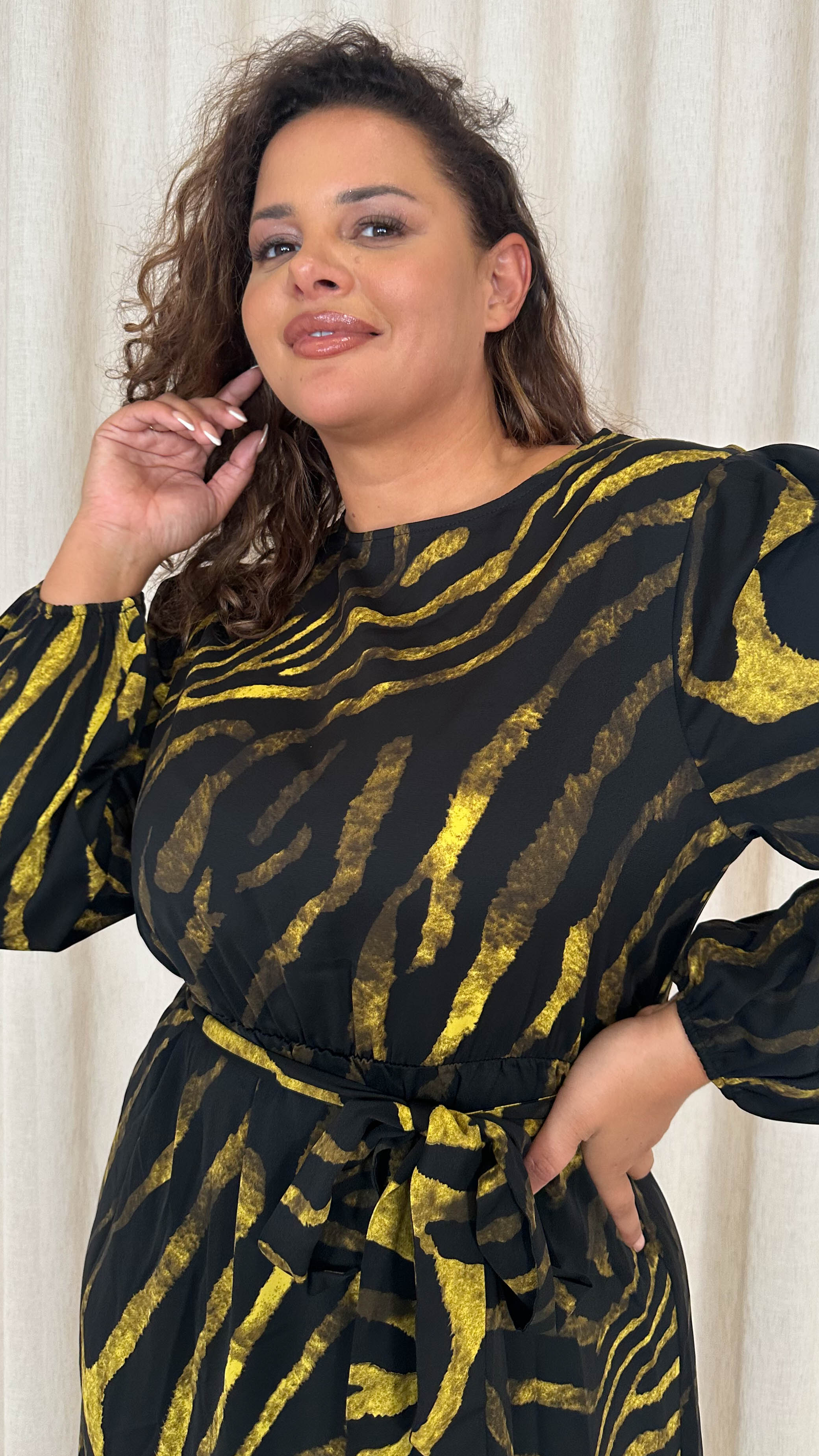 CurveWow Satin Tie Waist Midi Dress Black & Yellow Zebra