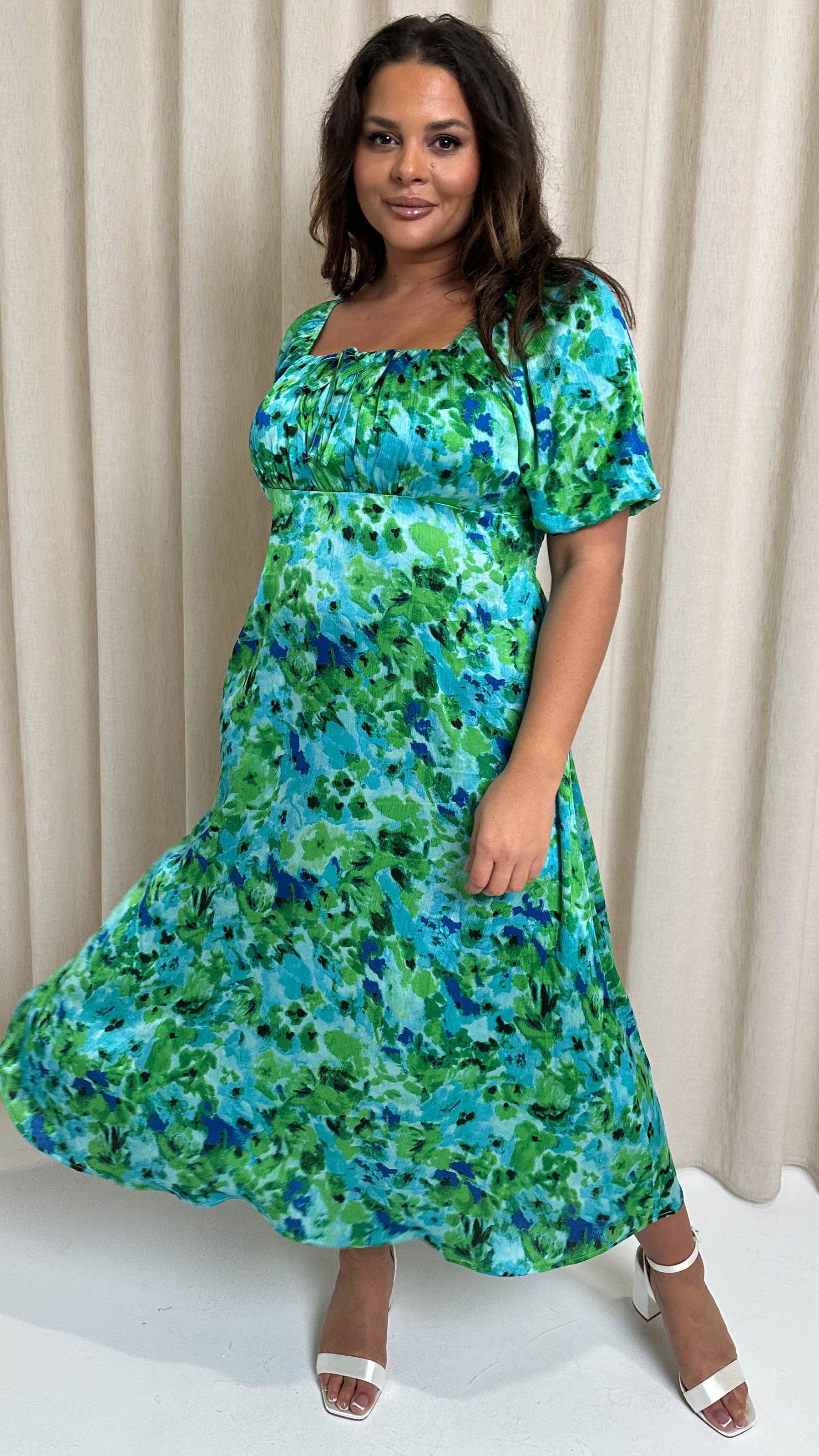 CurveWow Floral Milkmaid Dress Green Floral Curvewow CurveWow Floral Milkmaid Dress Green Floral Curvewow