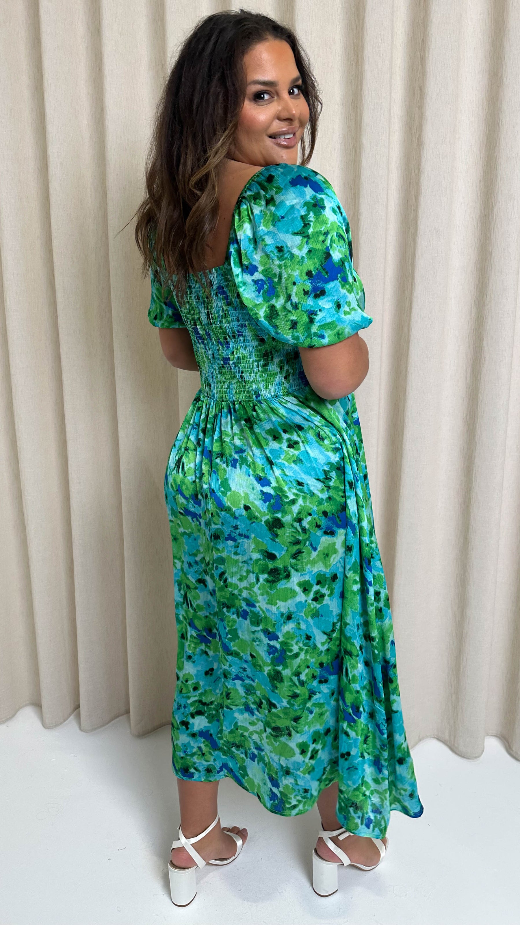 CurveWow Floral Milkmaid Dress Green Floral Curvewow CurveWow Floral Milkmaid Dress Green Floral Curvewow