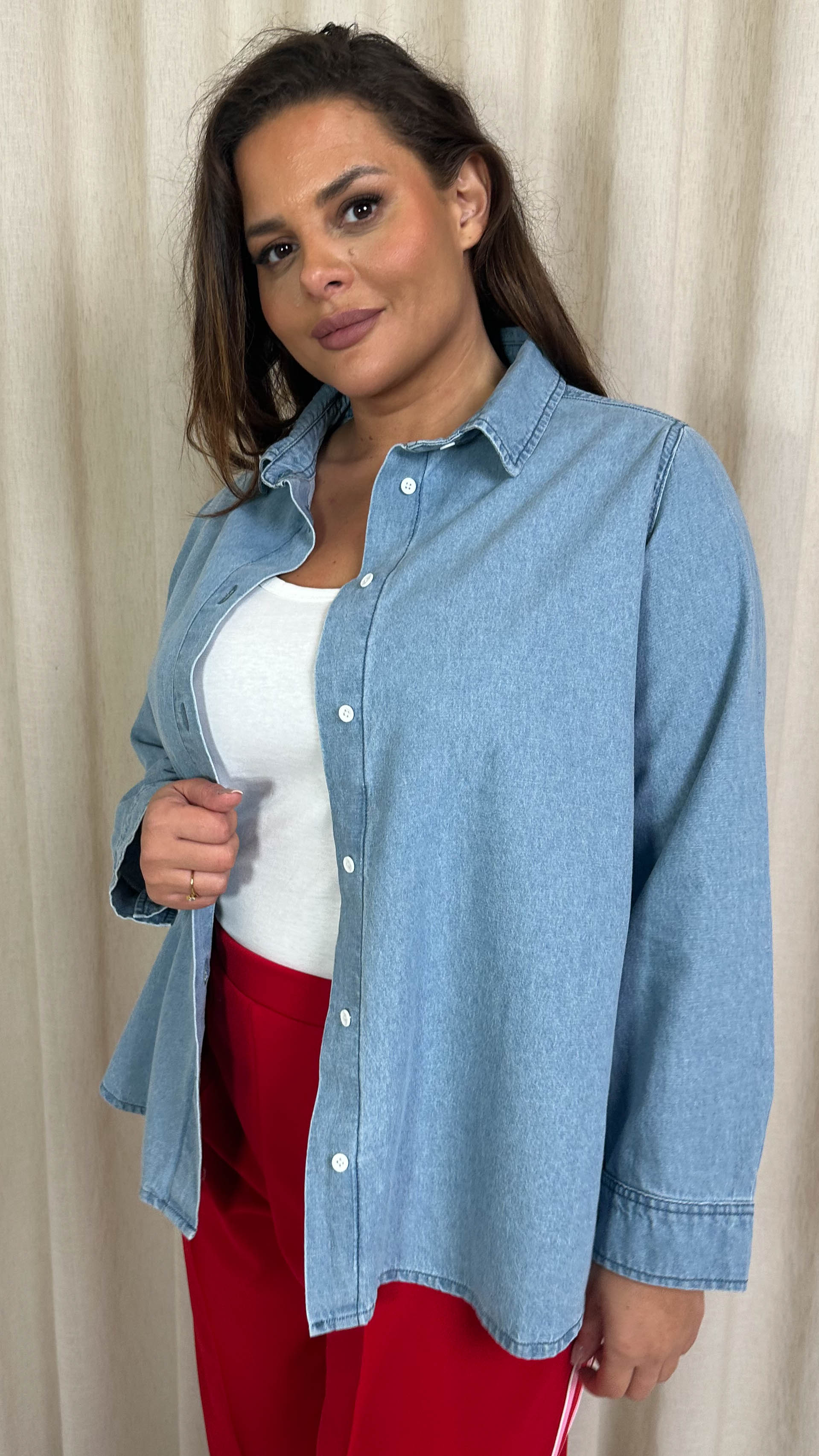 CurveWow Chambray Shirt Lightwash