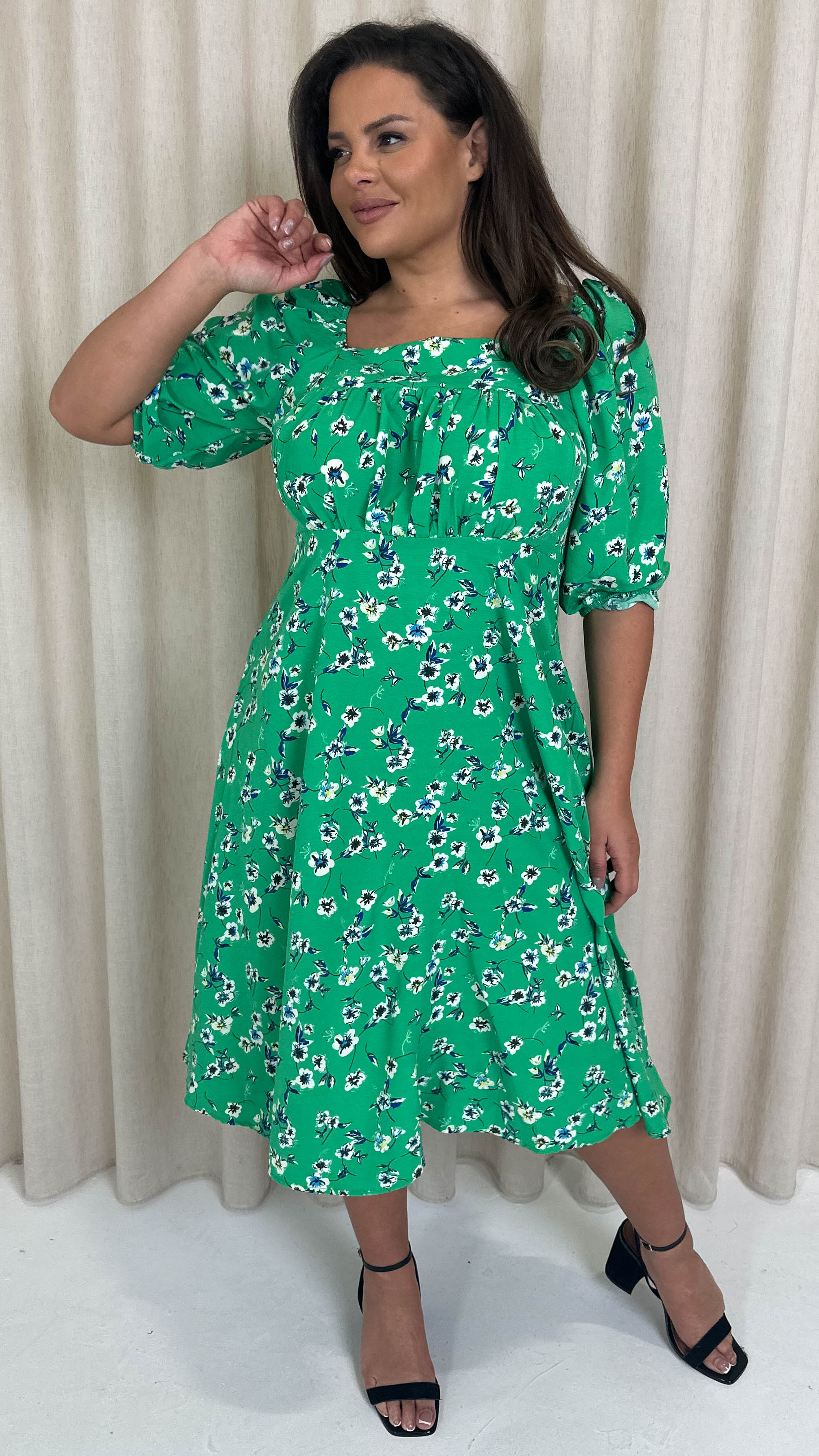CurveWow Printed Ruched Chest Midi Dress Green Curvewow CurveWow Printed Ruched Chest Midi Dress Green Curvewow