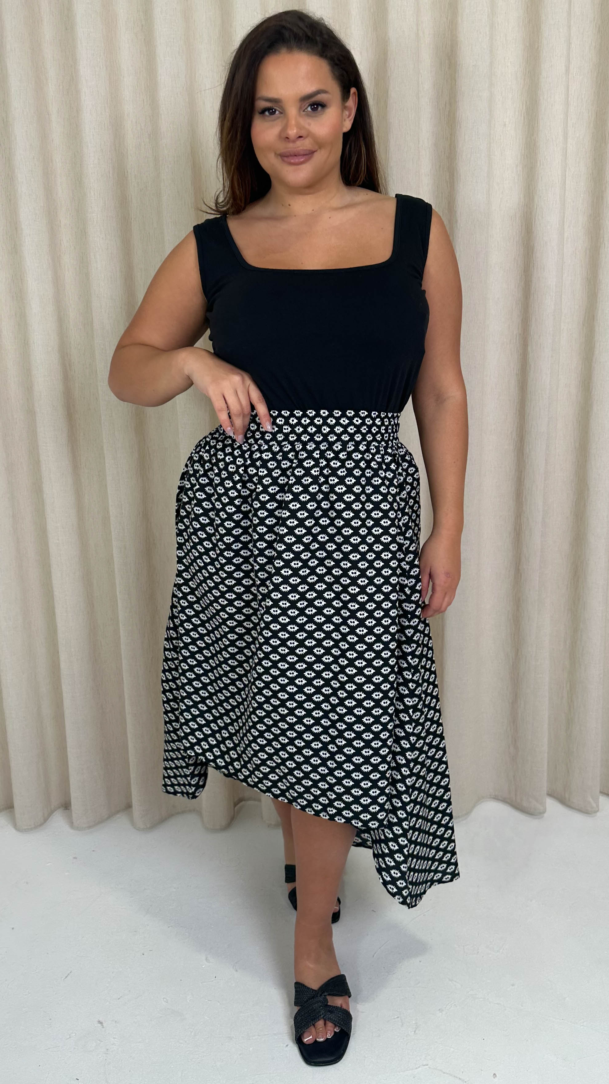 CurveWow Dipped Hem Midi Skirt Mono Geo