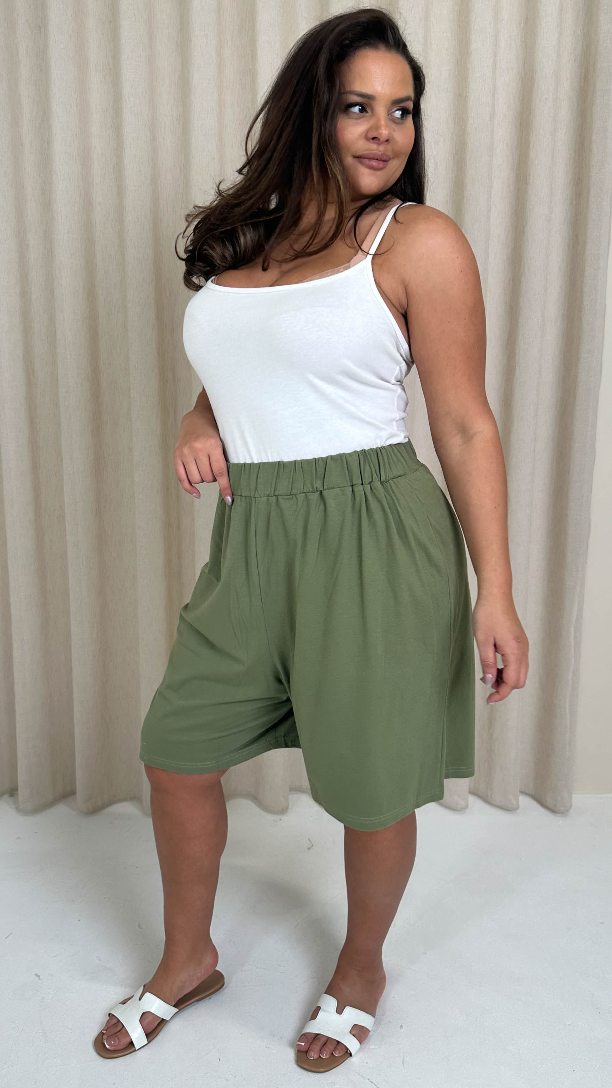 CurveWow Pull On Shorts Khaki