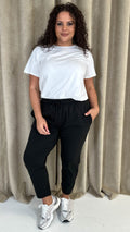 CurveWow Cropped Jogger Black