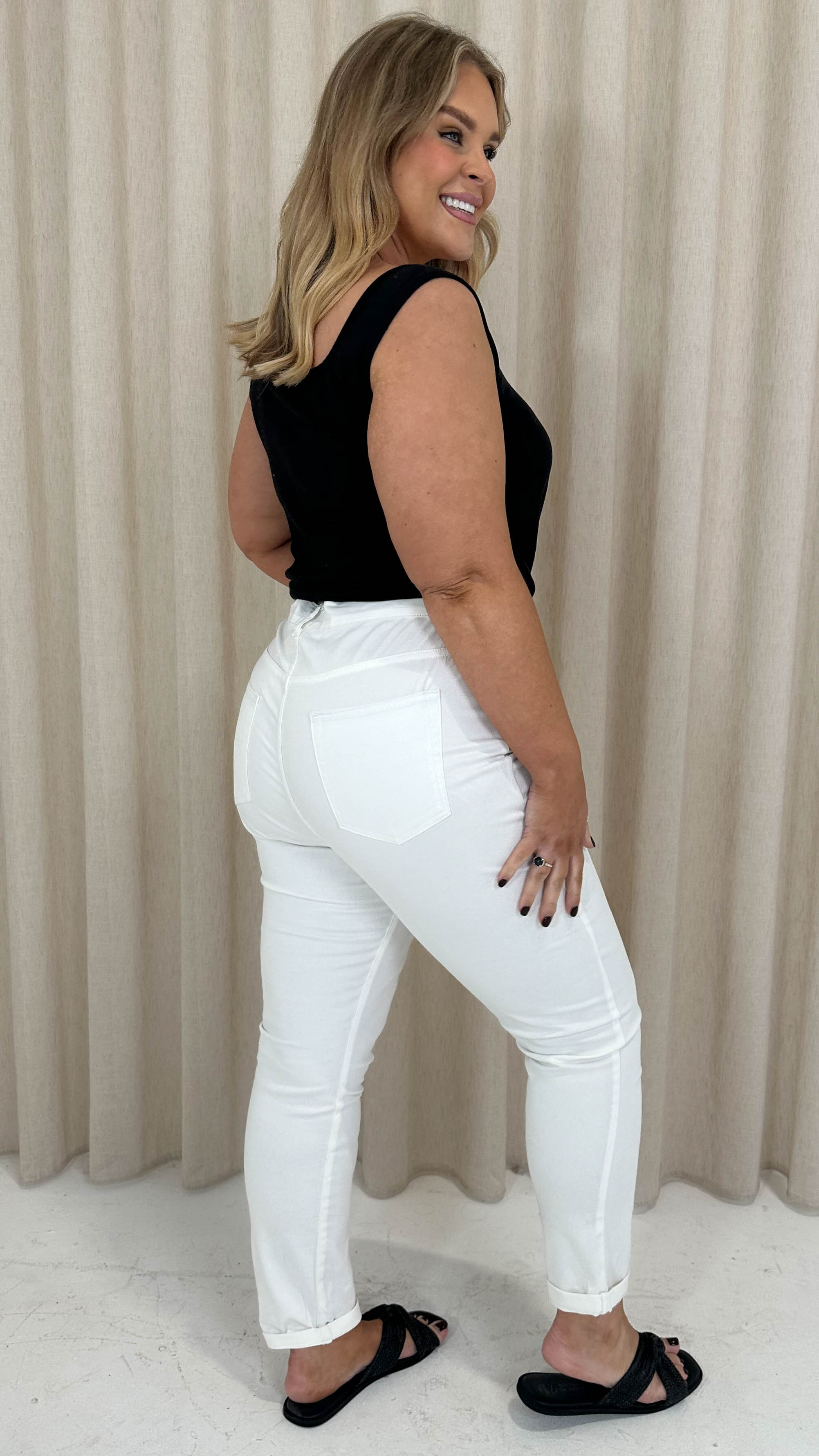 CurveWow Mom Jeans White