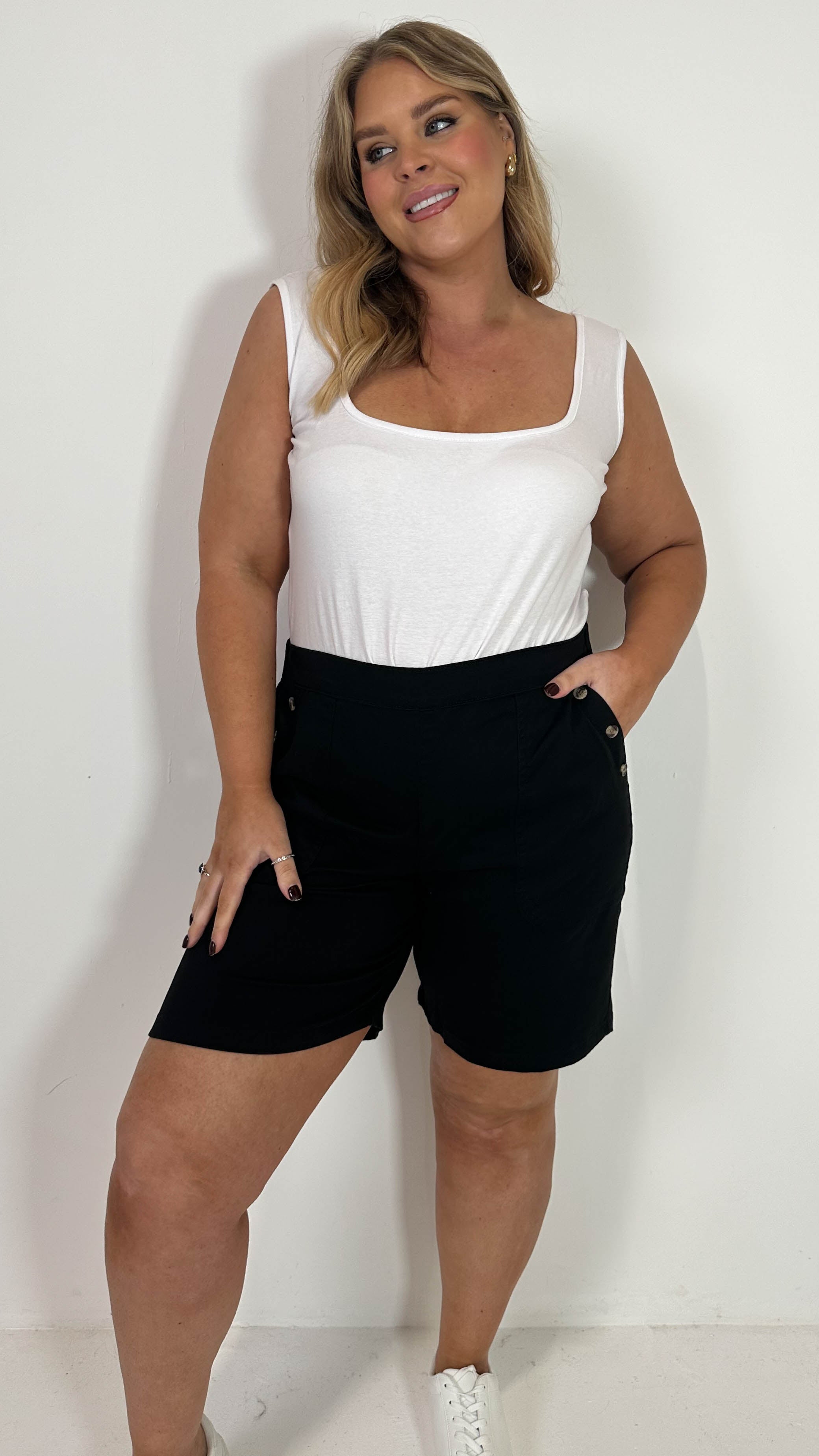 CurveWow Denim Button Side Short Black