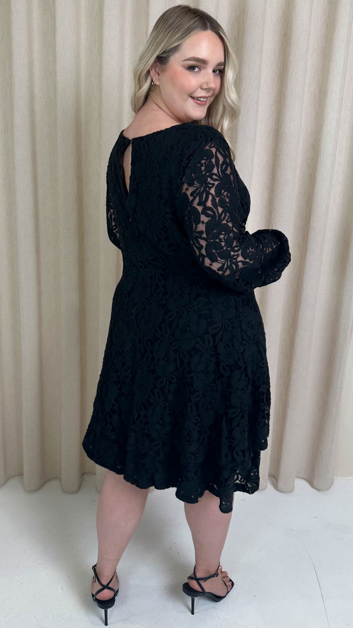 Black Knee Stunning Length Skater Dress & For Tailored Interview STYLE INTERVIEW