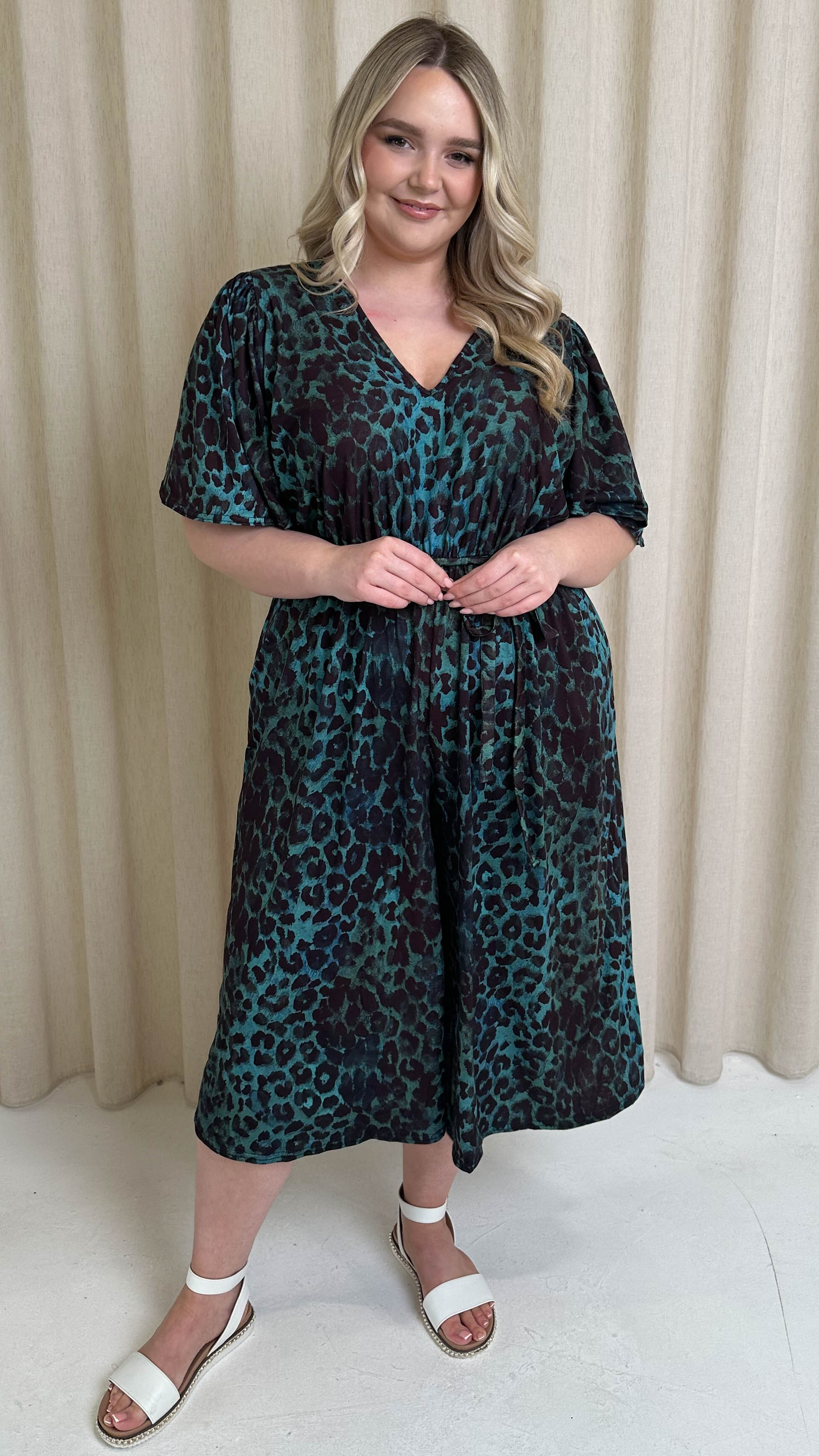 CurveWow V Neck Tie Waist Culotte Jumpsuit Green Animal