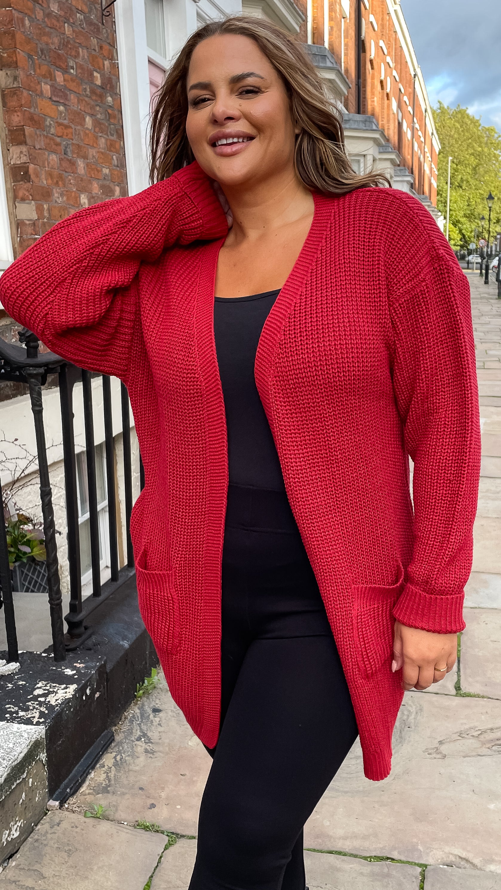 CurveWow Slouch Pocket Knitted Cardigan Pomegranate