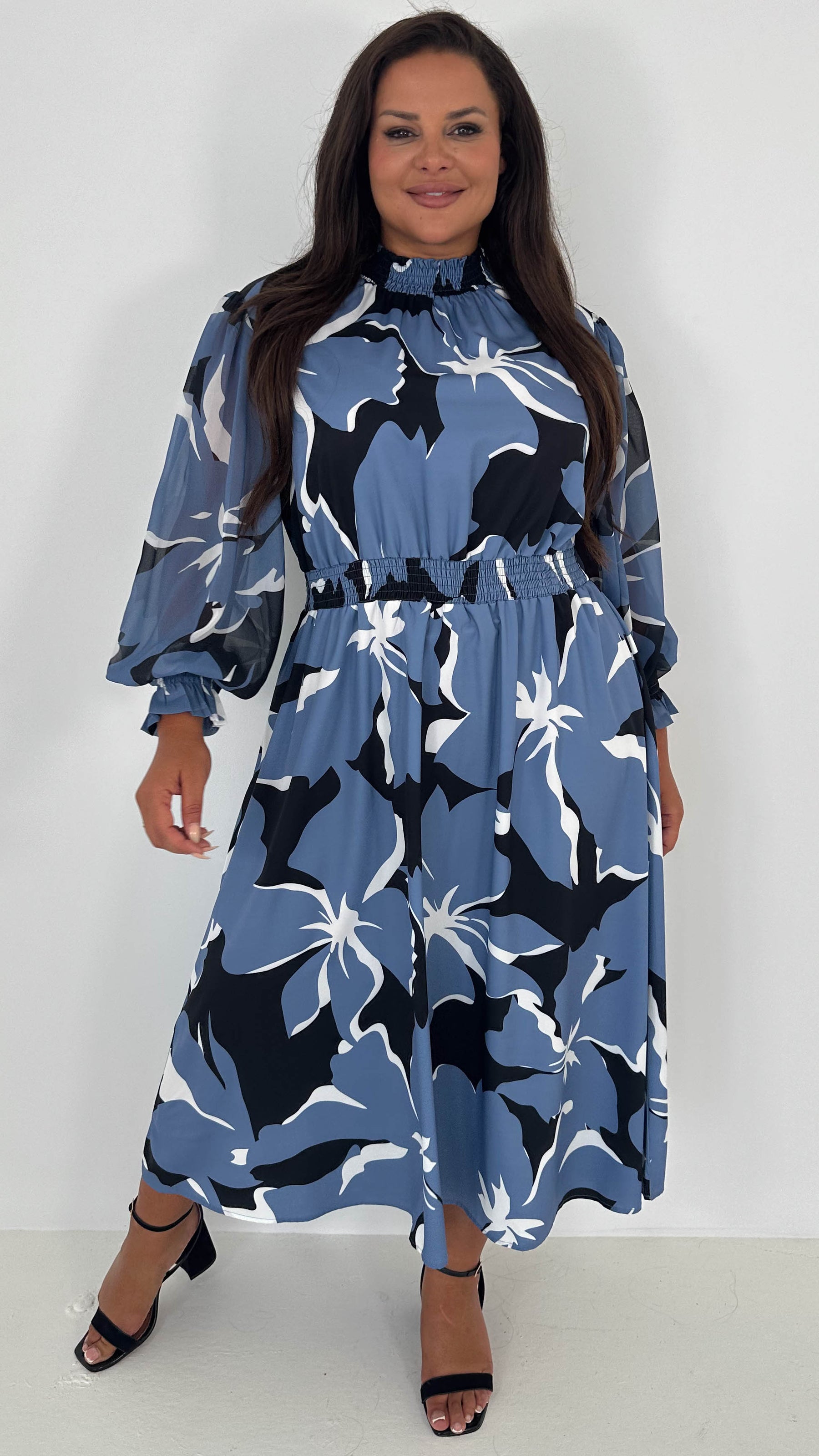 CurveWow High Neck Midaxi Dress Blue Floral Curvewow CurveWow High Neck Midaxi Dress Blue Floral Curvewow