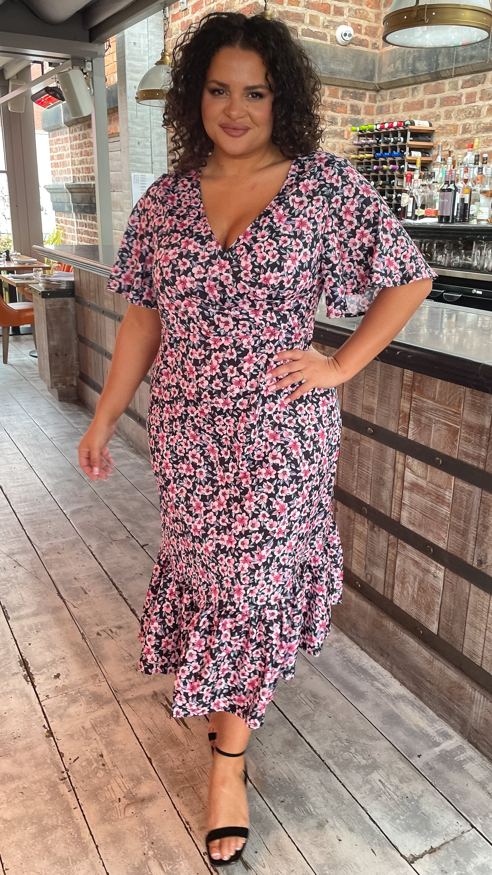 pink and black flower dress CurveWow Angel Sleeve Wrap Floral Curvewow %0D%0AHigh%20elasticity%20for%20a%20better%20fit Black and Pink Flower Print