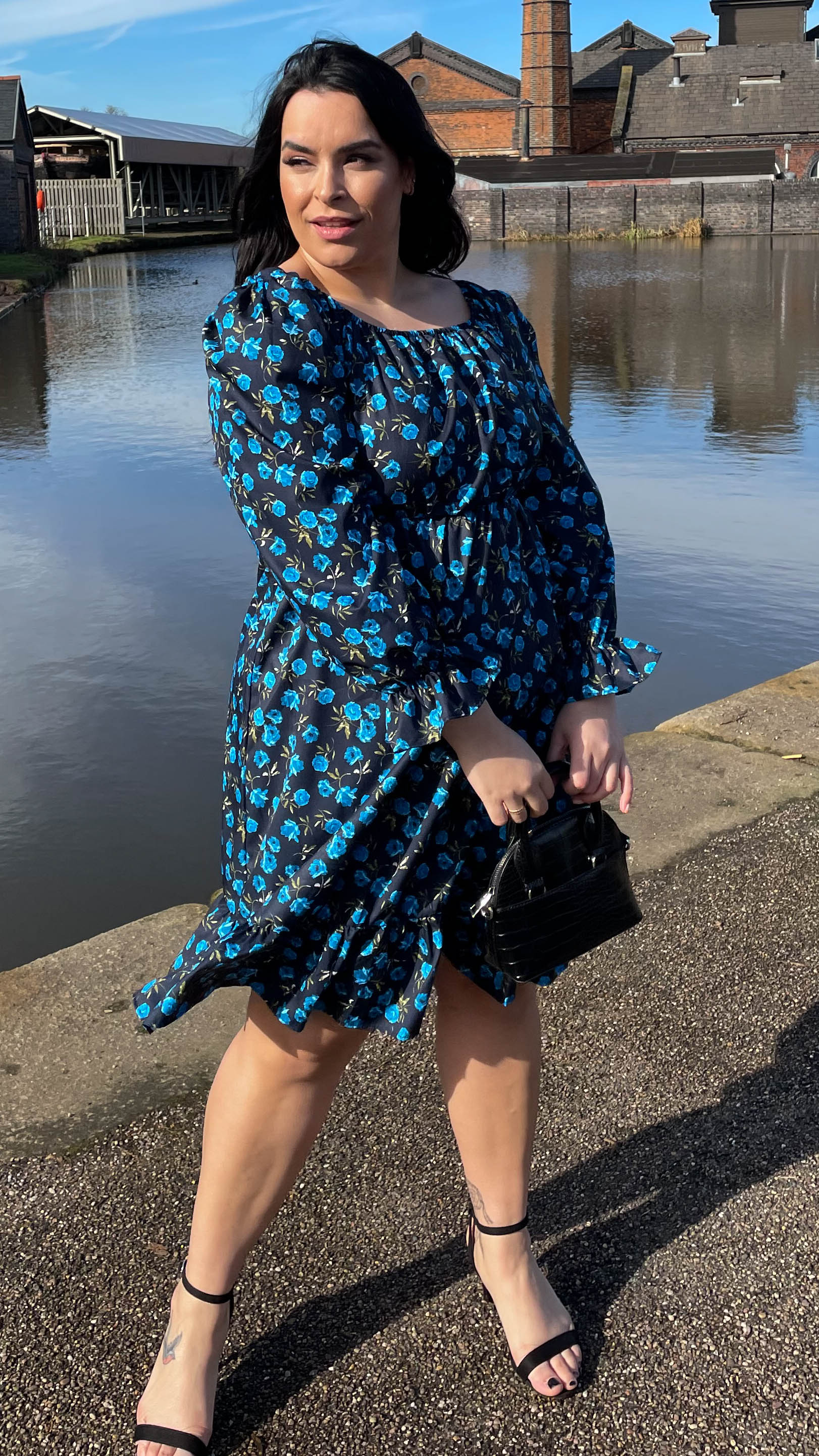 CurveWow Square Neck Dress Blue Floral