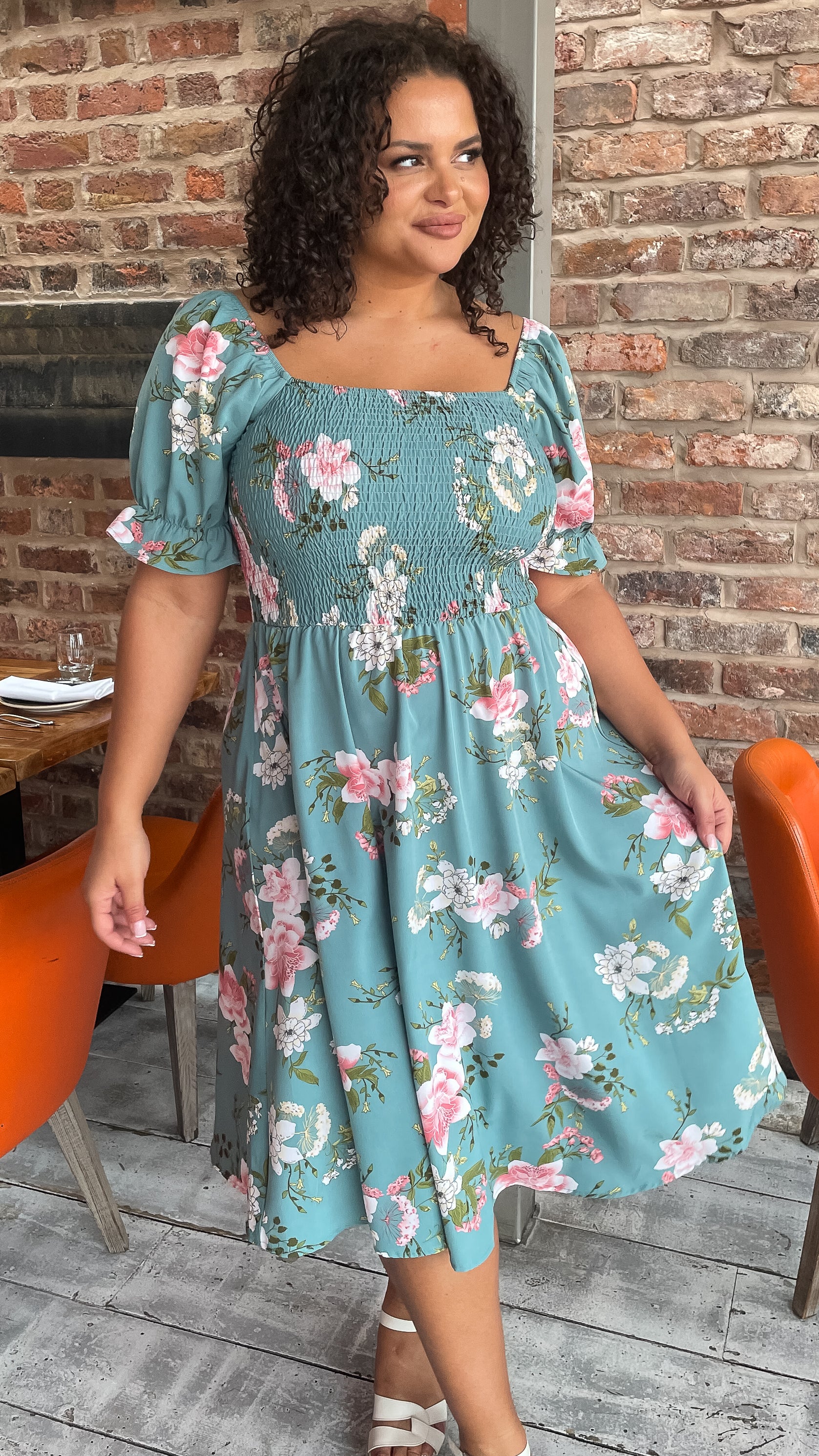 CurveWow Square Neck Shirred Midi Dress Green Floral