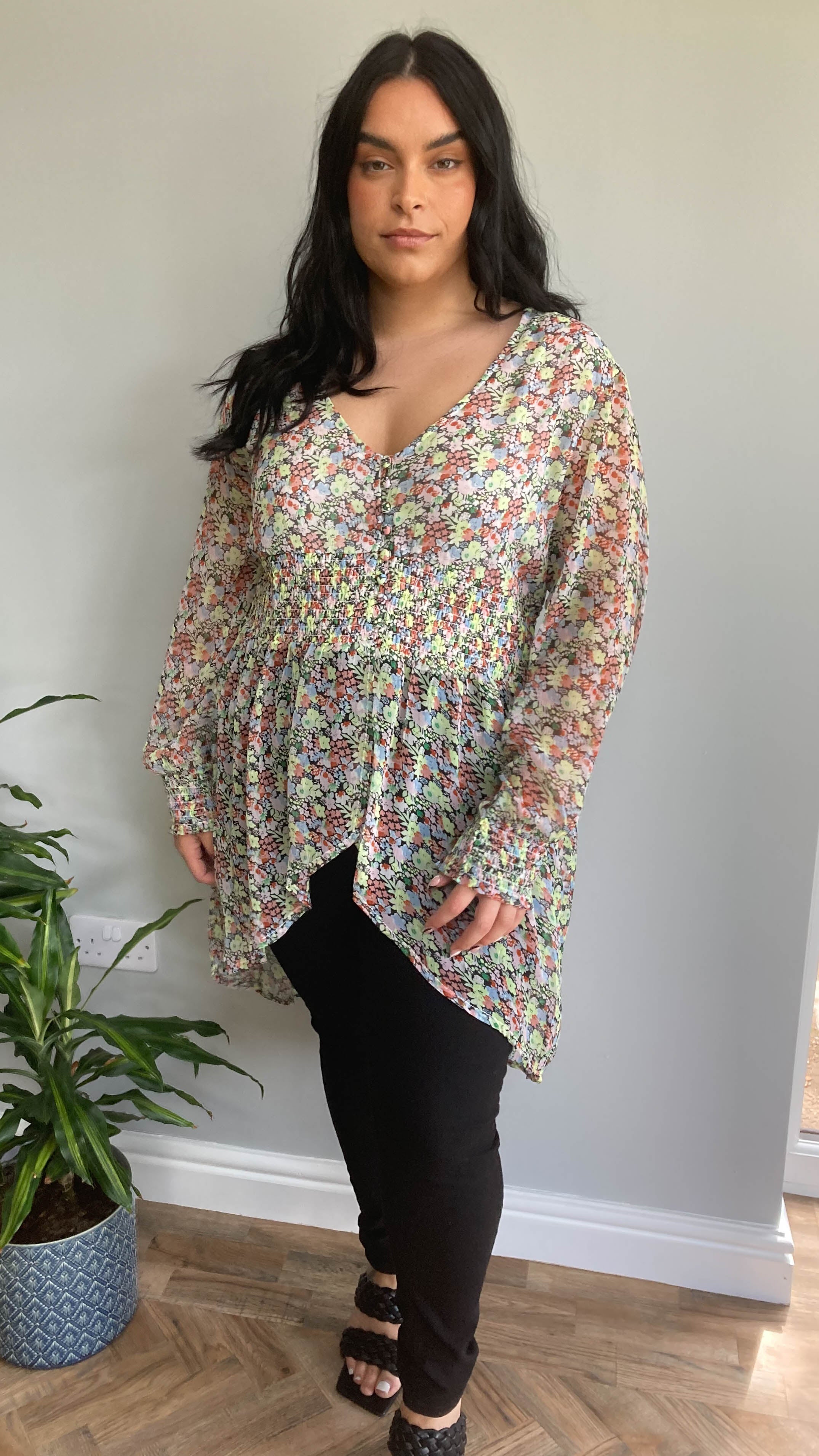 CurveWow Dipped Hem Blouse Floral Print