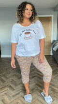 CurveWow 'Coffee' Printed Cropped Leg Pyjama Set