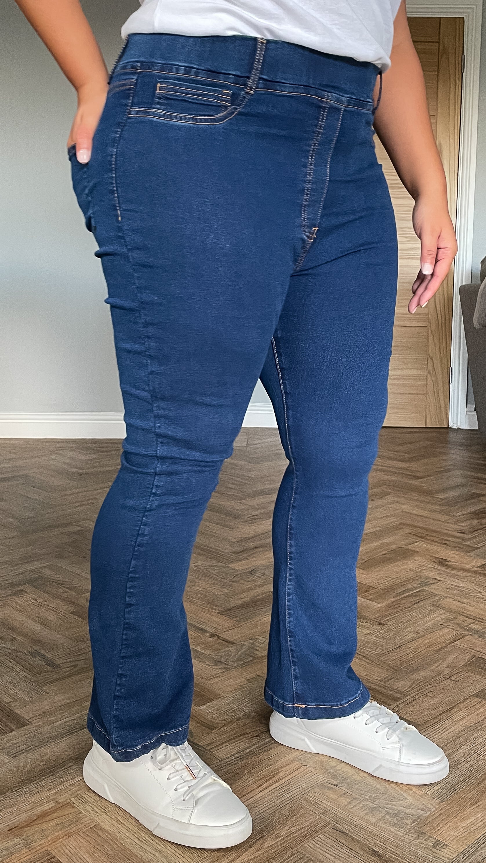 CurveWow Boot Cut Jeggings Mid Blue Wash